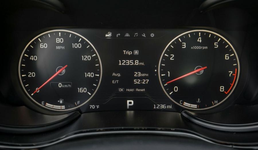  Kia K900 2015 года  (фото 10 из 21)